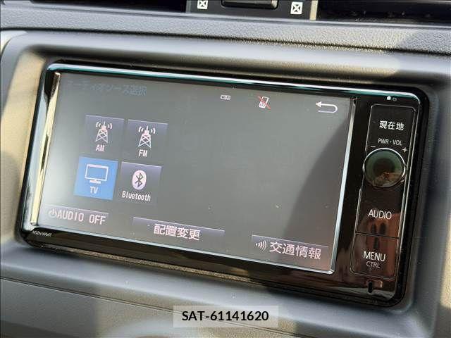 Toyota MARK X 2015-10 8036553-2
