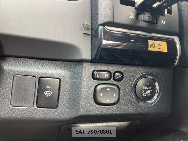 Toyota MARK X 2014-07 8074433-18