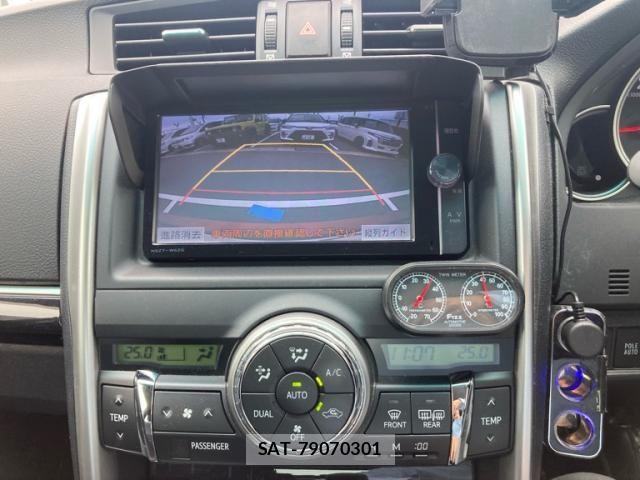 Toyota MARK X 2014-07 8074433-23