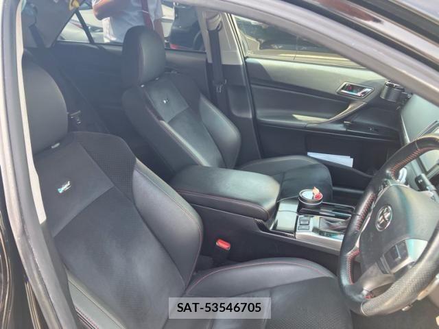 Toyota MARK X 2014-02 8074431-12
