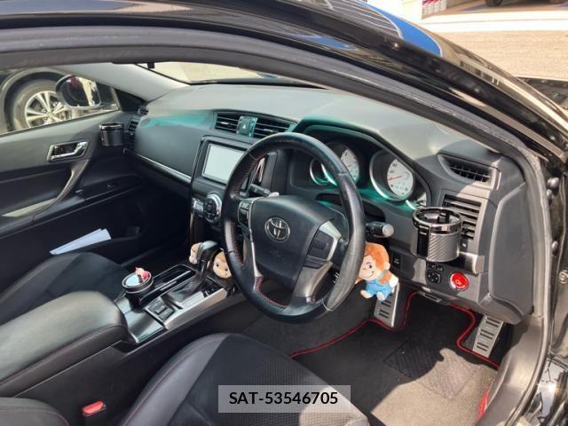 Toyota MARK X 2014-02 8074431-13
