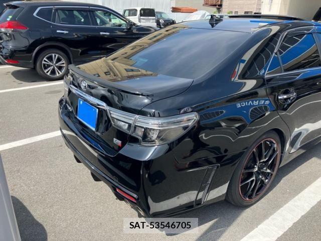 Toyota MARK X 2014-02 8074431-7