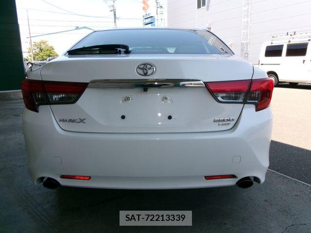Toyota MARK X 2013-06 8074436-3