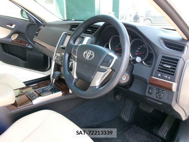 Toyota MARK X 2013-06 8074436-4