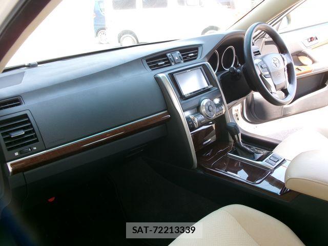 Toyota MARK X 2013-06 8074436-5
