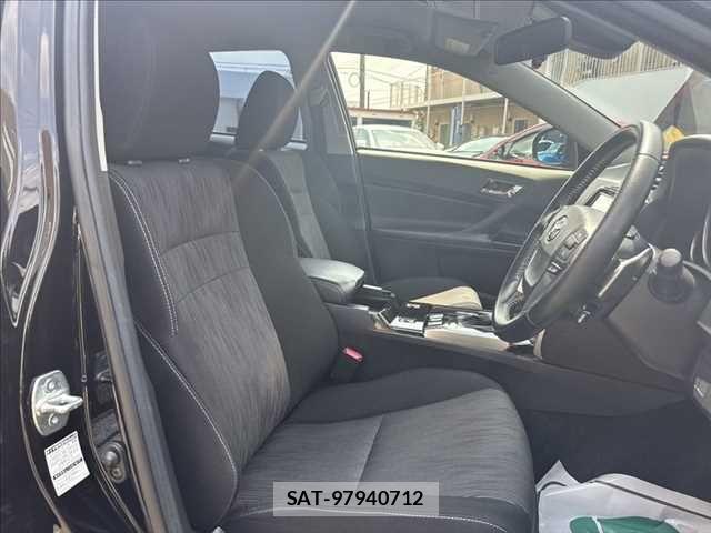 Toyota MARK X 2017-03 8100246-7