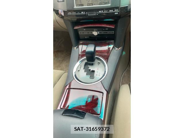 Toyota MARK X 2006-11 8100251-22