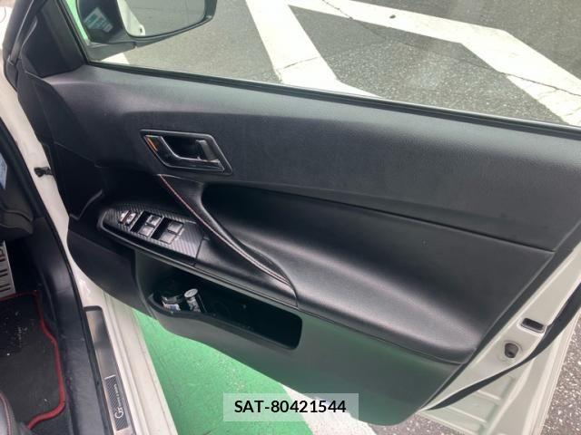 Toyota MARK X 2013-03 8100247-14