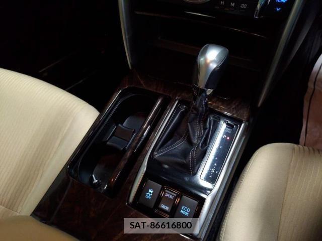 Toyota MARK X 2017-09 8100245-15