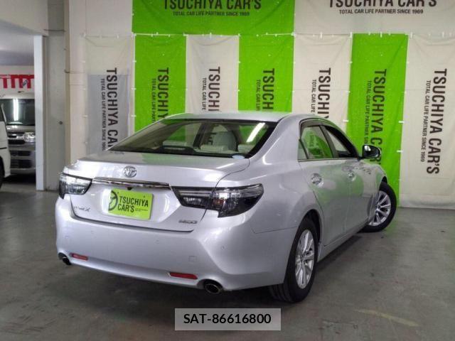 Toyota MARK X 2017-09 8100245-1