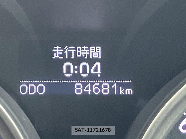 Toyota MARK X 2016-10 8131082-28