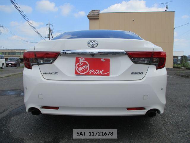 Toyota MARK X 2016-10 8131082-4