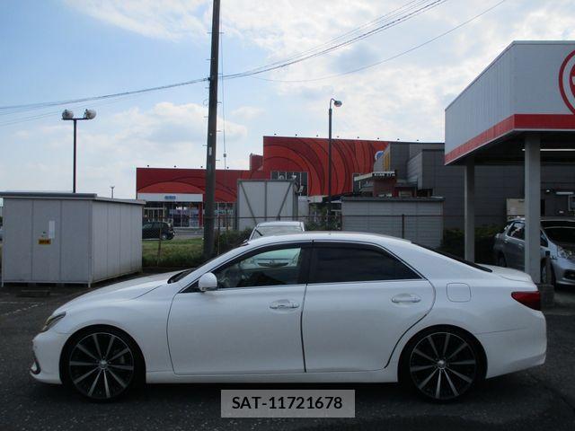 Toyota MARK X 2016-10 8131082-8