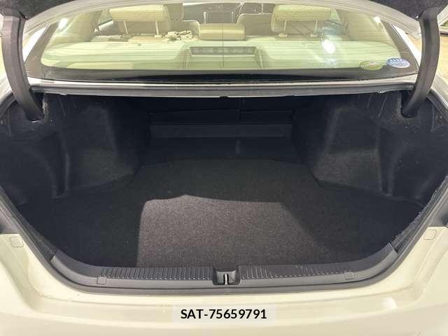 Toyota MARK X 2010-12 8131083-27