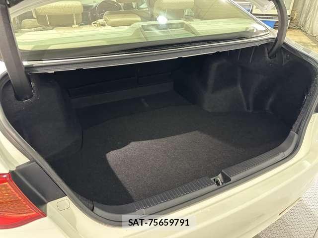 Toyota MARK X 2010-12 8131083-28