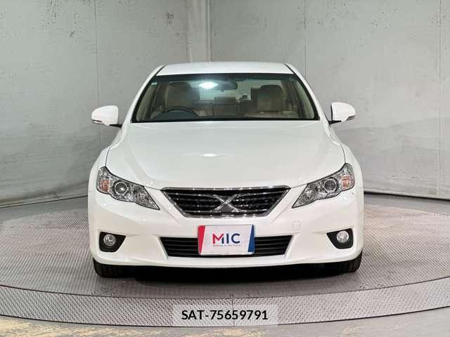 Toyota MARK X 2010-12 8131083-2