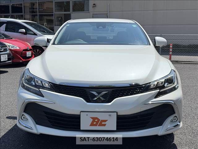 Toyota MARK X 2017-06 8146100-20