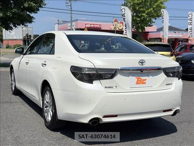 Toyota MARK X 2017-06 8146100-7