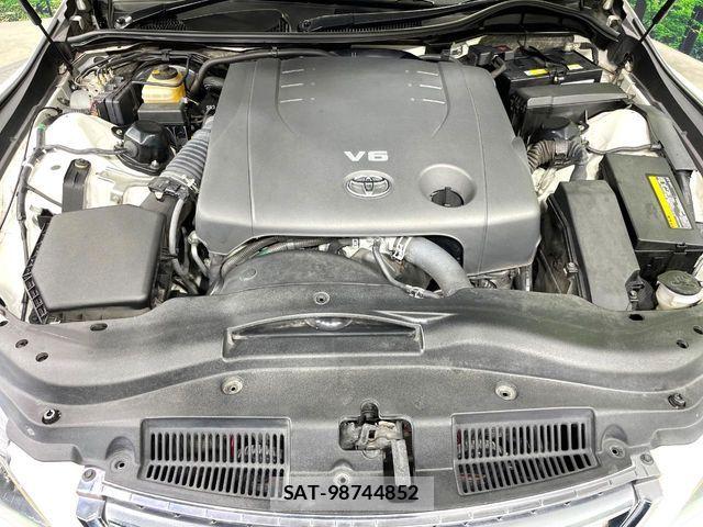 Toyota MARK X 2010-02 8146103-17
