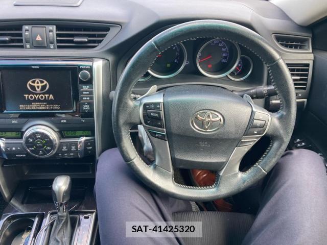 Toyota MARK X 2012-09 8146104-11