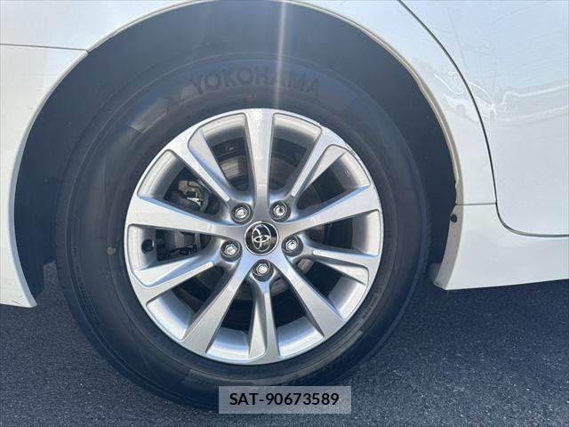 Toyota MARK X 2017-07 8208511-26