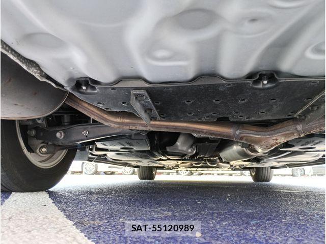 Toyota MARK X 2014-02 8208513-11
