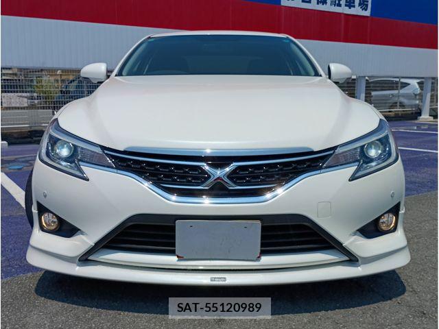 Toyota MARK X 2014-02 8208513-1