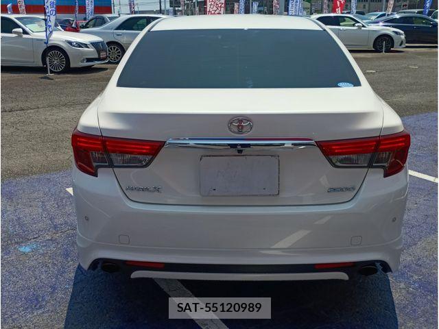Toyota MARK X 2014-02 8208513-5