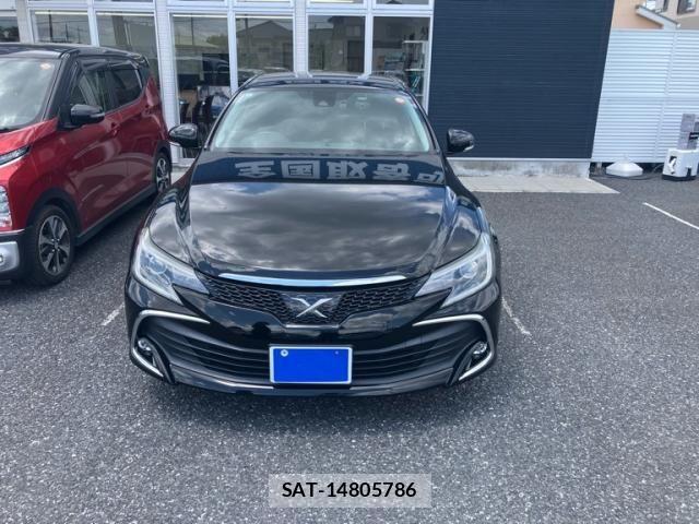 Toyota MARK X 2018-11 8208512-0