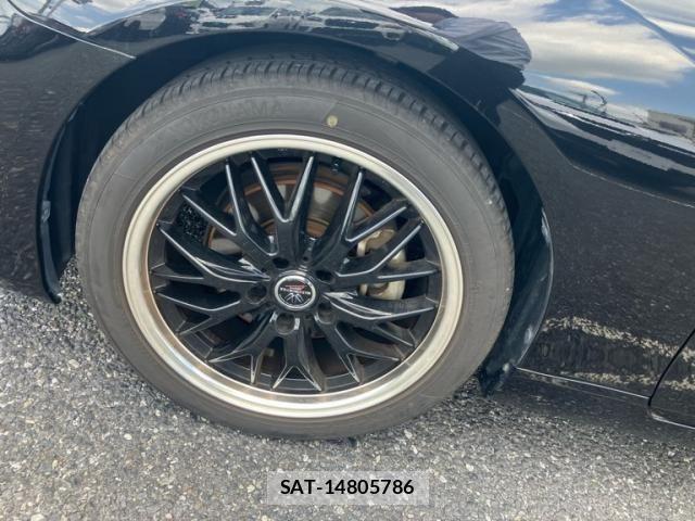 Toyota MARK X 2018-11 8208512-9