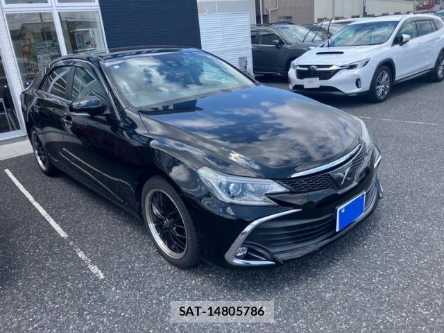 Toyota MARK X 2018-11 8208512-1
