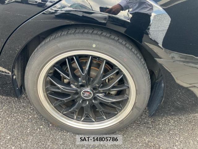 Toyota MARK X 2018-11 8208512-6