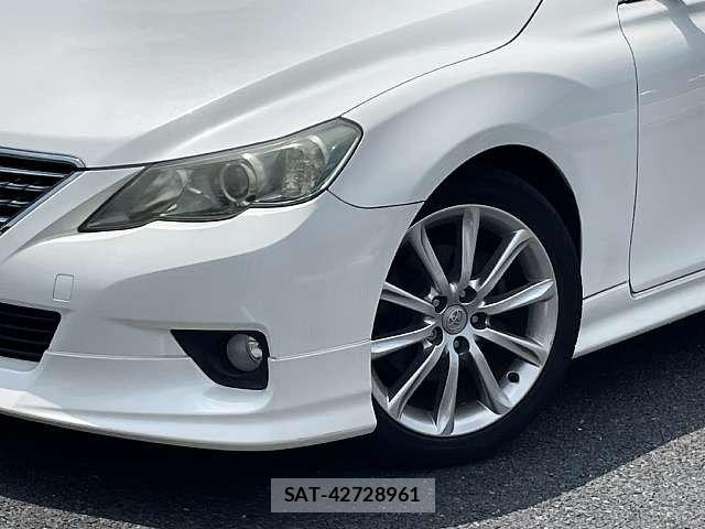 Toyota MARK X 2010-03 8208523-7