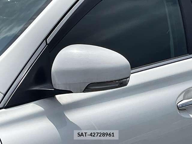 Toyota MARK X 2010-03 8208523-8