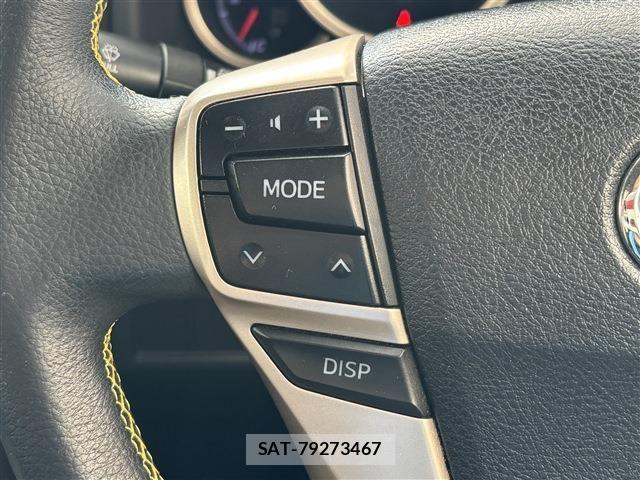 Toyota MARK X 2014-12 8208522-10