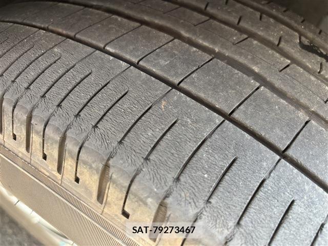 Toyota MARK X 2014-12 8208522-17