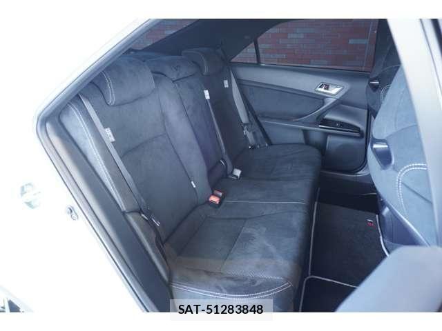 Toyota MARK X 2019-07 8208509-6