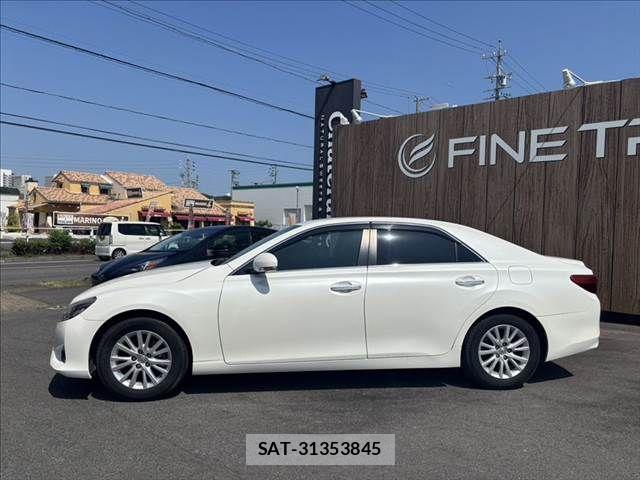 Toyota MARK X 2013-07 8208514-20