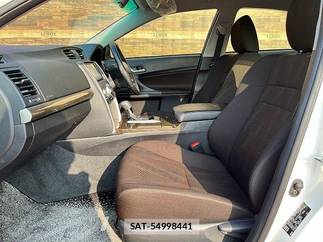Toyota MARK X 2016-07 8208510-18