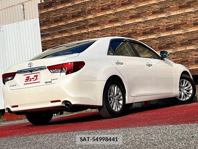 Toyota MARK X 2016-07 8208510-2