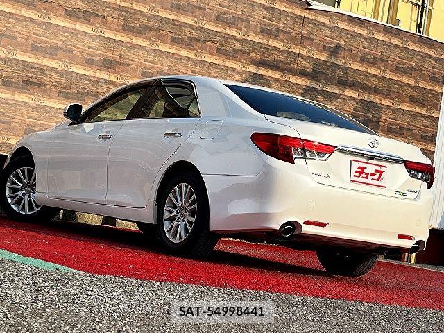 Toyota MARK X 2016-07 8208510-8