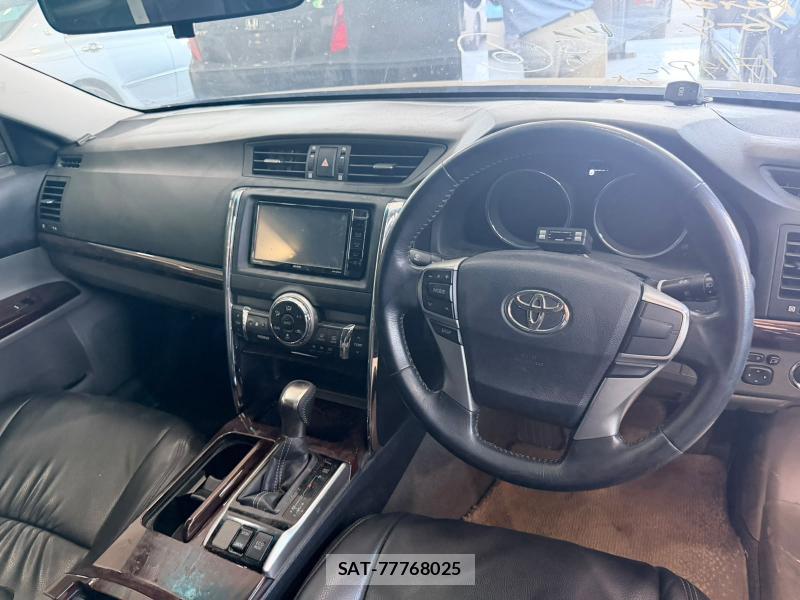 Toyota MARK X 2010-06 5956904-7