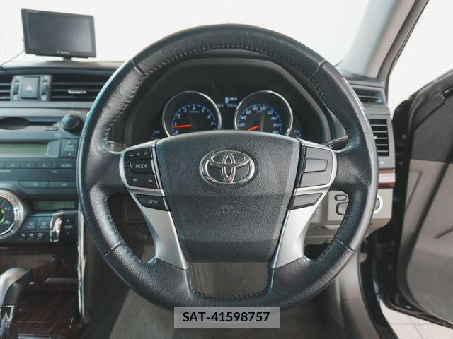 Toyota MARK X 2010-04 8245797-16