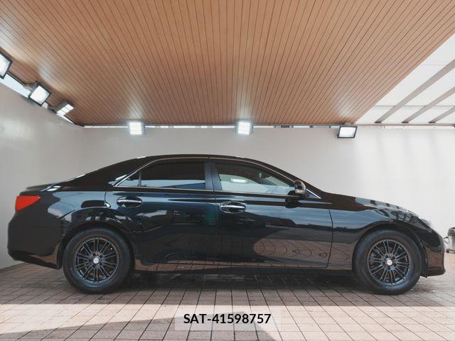 Toyota MARK X 2010-04 8245797-7