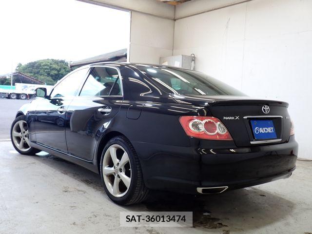 Toyota MARK X 2006-12 8245794-2