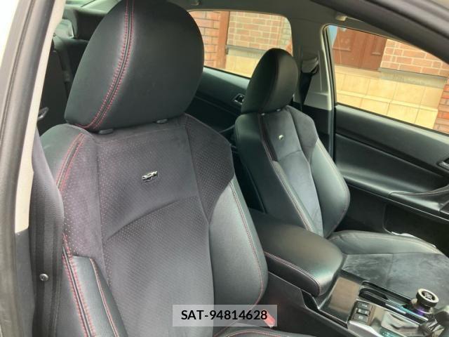 Toyota MARK X 2013-02 8245796-12