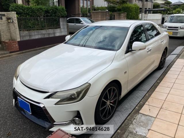 Toyota MARK X 2013-02 8245796-1