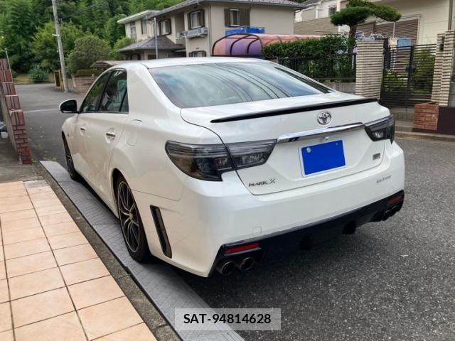 Toyota MARK X 2013-02 8245796-3