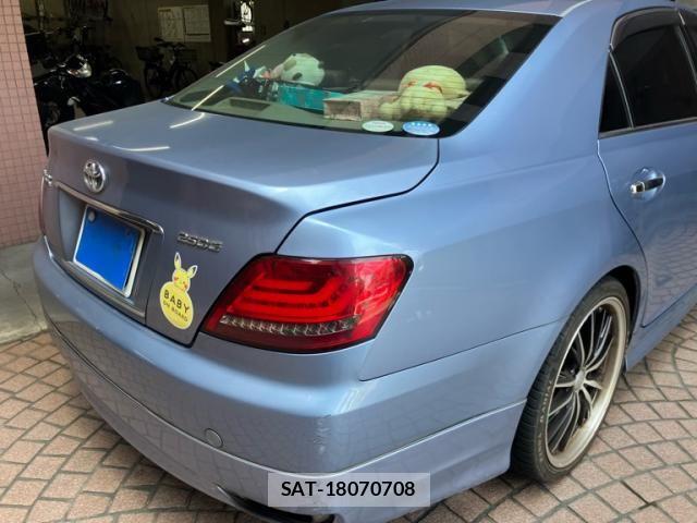 Toyota MARK X 2005-09 8315271-3