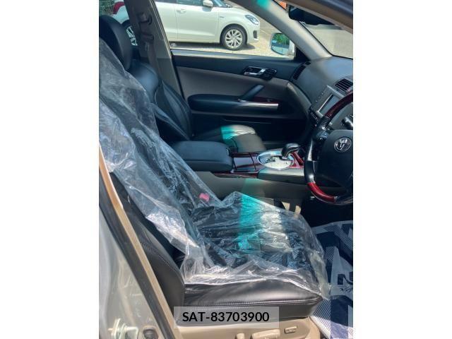 Toyota MARK X 2007-01 8315269-11